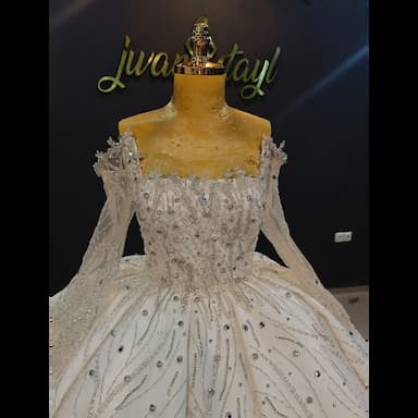 wedding dress - 399.99 usd