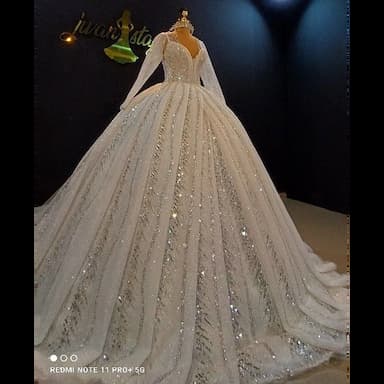 wedding dress - 499.99 usd