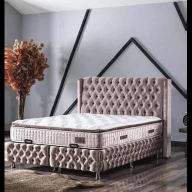lizbon still's bedroom - 199.9 usd