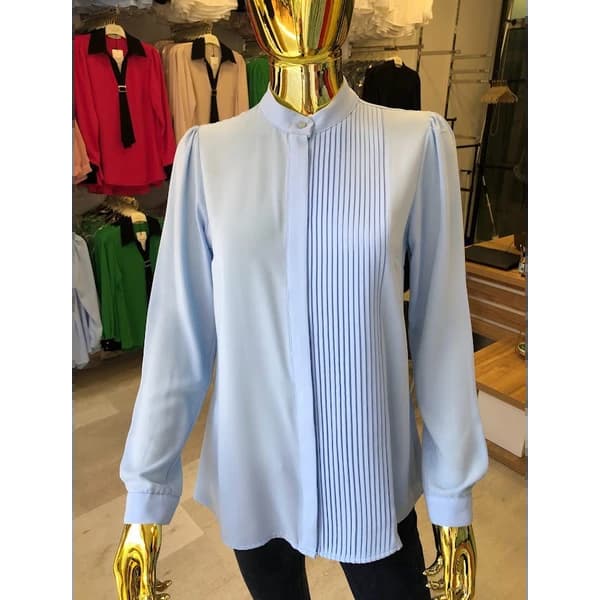blouse - 14.99 ~ 15 usd $