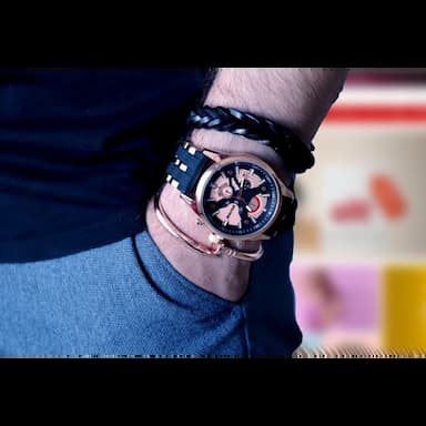 wristwatch - 5.99 usd