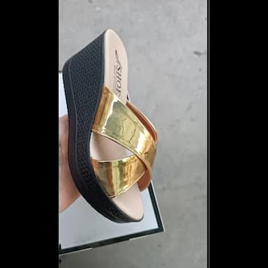 babuj women's sandal - 1.99 usd