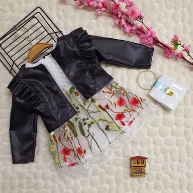 girl's dress - 15.74 usd