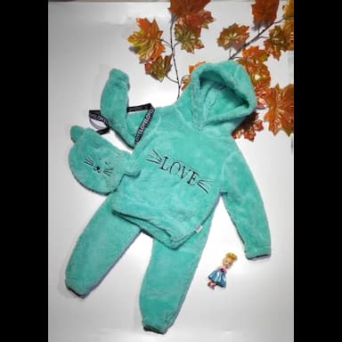 my daughters pajamas - 4.49 usd