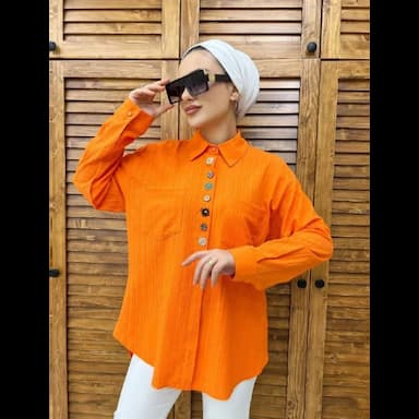 women's silk shirt printed with a pattern of colors, shapes and chains - 8.49 usd