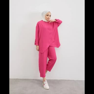 women suit - 15.99 usd