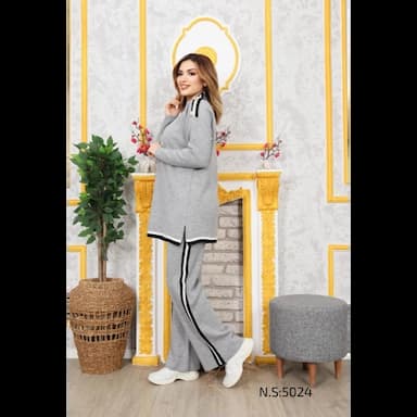 women knitwear suit - 14.99 usd