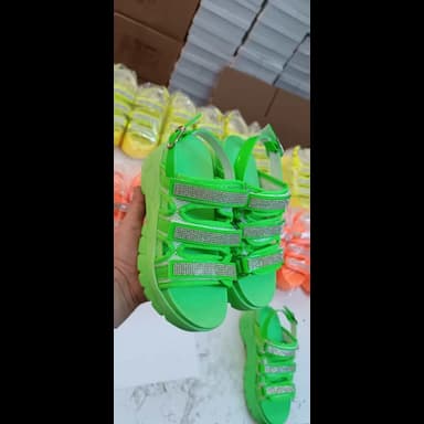 women sandals - 13.99 usd