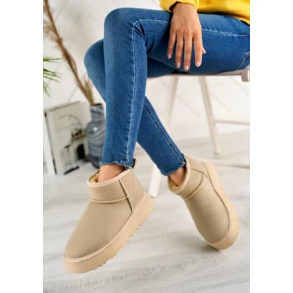 women boots - 12.99 ~ 13 usd $