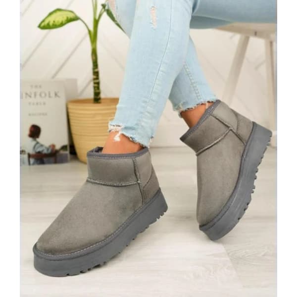 women boots - 12.99 ~ 13 usd $