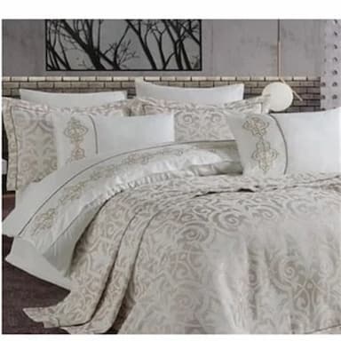 double bedspread - 200.99 usd