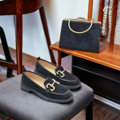 women shoes - 12.9 usd