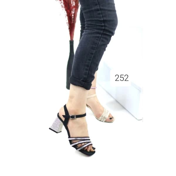 heeled shoes - 9.5 usd $